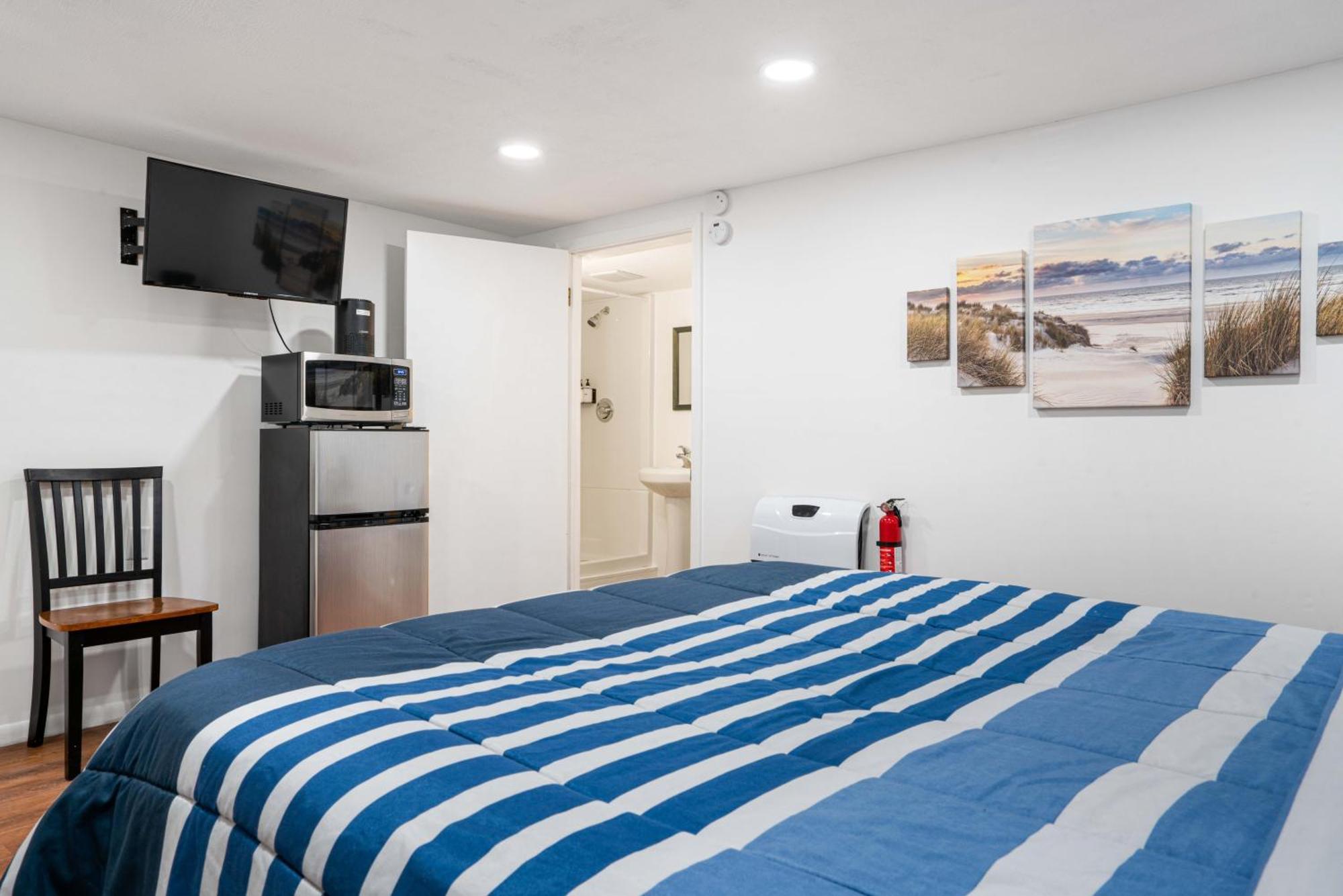 Motel South Arm Retreats East Jordan Zewnętrze zdjęcie